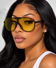 Load image into Gallery viewer, Kash (Yellow)
