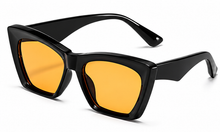 Load image into Gallery viewer, Midas (Yellow)
