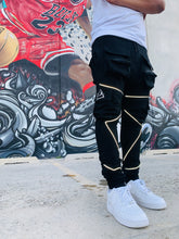 Load image into Gallery viewer, Runner-up Tech Cargos (Black)
